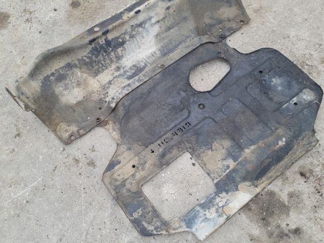 bontott MITSUBISHI L 200 Alsó Motorburkolat