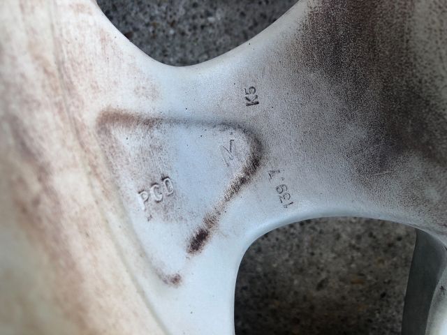 bontott MITSUBISHI L 200 Alufelni Szett Gumival