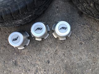 bontott MITSUBISHI L 200 Alufelni Szett Gumival