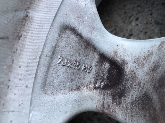 bontott MITSUBISHI L 200 Alufelni Szett Gumival