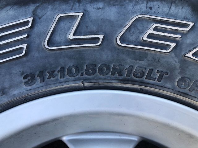 bontott MITSUBISHI L 200 Alufelni Szett Gumival