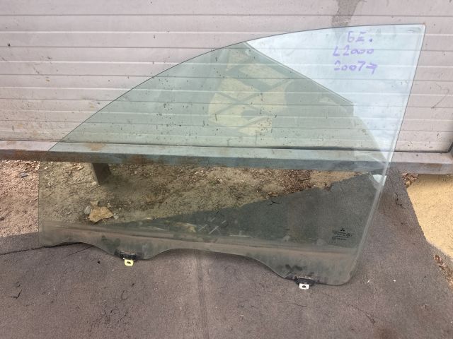 bontott MITSUBISHI L 200 Bal első Ablak