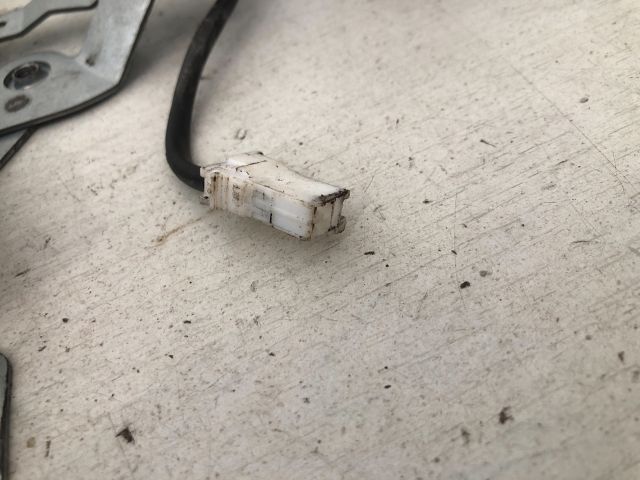 bontott MITSUBISHI L 200 Bal első Ablakemelő Szerkezet (Elektromos)