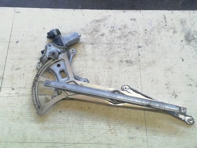 bontott MITSUBISHI L 200 Bal első Ablakemelő Szerkezet (Elektromos)