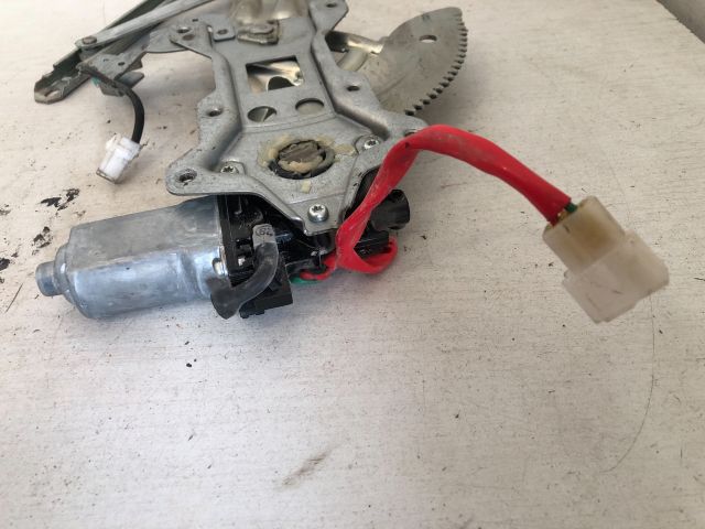 bontott MITSUBISHI L 200 Bal első Ablakemelő Szerkezet (Elektromos)