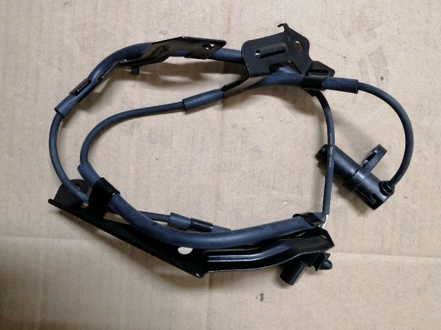 bontott MITSUBISHI L 200 Bal első ABS Jeladó