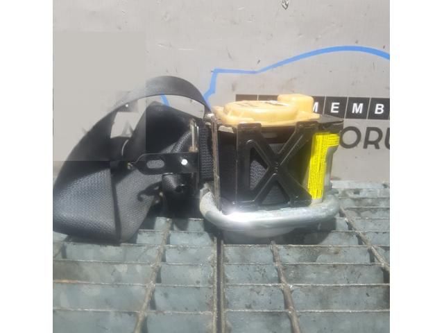 bontott MITSUBISHI L 200 Bal első Biztonsági Öv