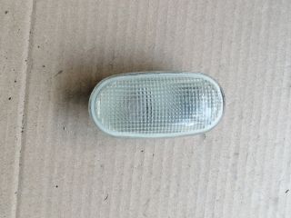 bontott MITSUBISHI L 200 Bal első Sárvédő Irányjelző