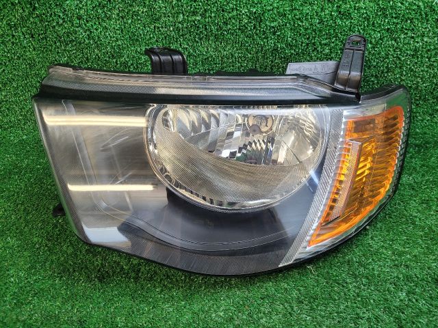 bontott MITSUBISHI L 200 Bal Fényszóró