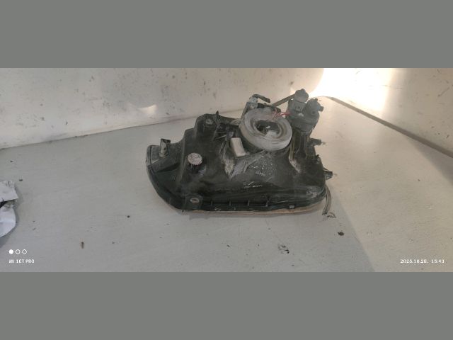 bontott MITSUBISHI L 200 Bal Fényszóró