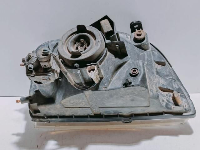 bontott MITSUBISHI L 200 Bal Fényszóró