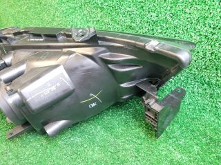 bontott MITSUBISHI L 200 Bal Fényszóró