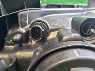 bontott MITSUBISHI L 200 Bal Fényszóró