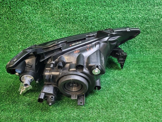 bontott MITSUBISHI L 200 Bal Fényszóró