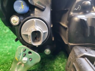 bontott MITSUBISHI L 200 Bal Fényszóró