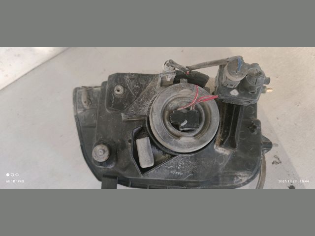 bontott MITSUBISHI L 200 Bal Fényszóró