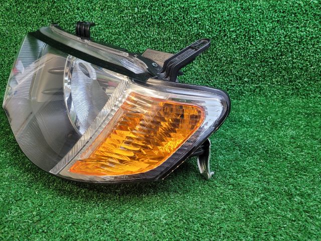 bontott MITSUBISHI L 200 Bal Fényszóró