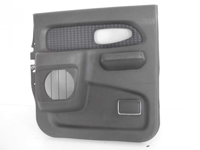 bontott MITSUBISHI L 200 Bal hátsó Ajtó Kárpit