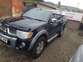bontott MITSUBISHI L 200 Bal hátsó Ajtó (Üres lemez)