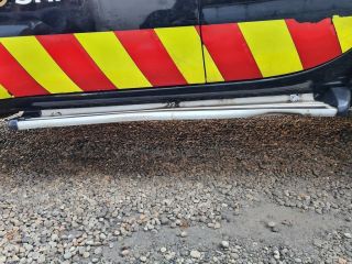 bontott MITSUBISHI L 200 Bal hátsó Ajtó (Üres lemez)