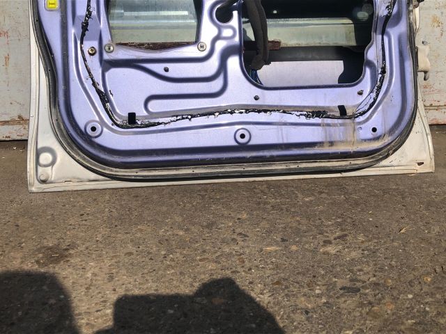 bontott MITSUBISHI L 200 Bal hátsó Ajtó (Üres lemez)