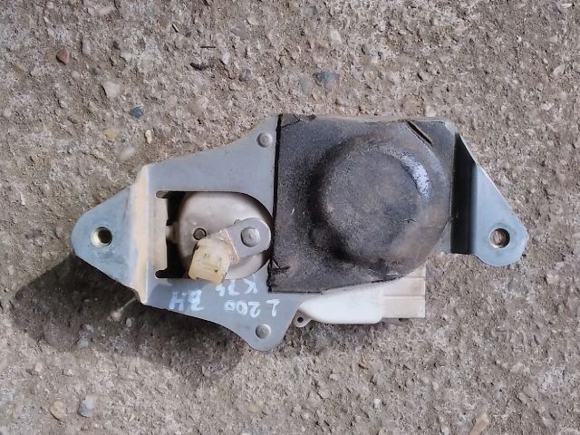 bontott MITSUBISHI L 200 Bal hátsó Ajtózár Motor