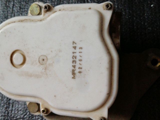 bontott MITSUBISHI L 200 Bal hátsó Ajtózár Motor