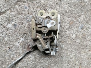 bontott MITSUBISHI L 200 Bal hátsó Ajtózár