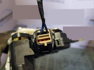 bontott MITSUBISHI L 200 Bal hátsó Ajtózár