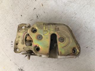 bontott MITSUBISHI L 200 Bal hátsó Ajtózár