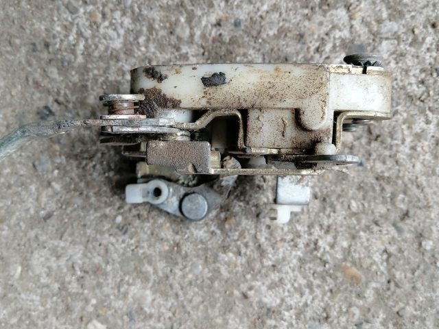 bontott MITSUBISHI L 200 Bal hátsó Ajtózár