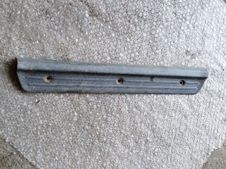 bontott MITSUBISHI L 200 Bal hátsó Belső Küszöb Burkolat