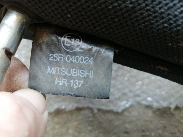 bontott MITSUBISHI L 200 Bal hátsó Fejtámla