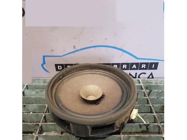 bontott MITSUBISHI L 200 Bal hátsó Hangszóró