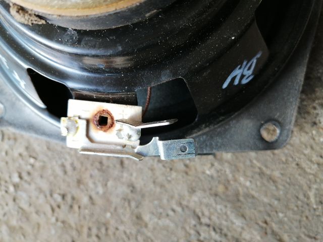 bontott MITSUBISHI L 200 Bal hátsó Hangszóró