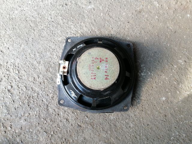 bontott MITSUBISHI L 200 Bal hátsó Hangszóró