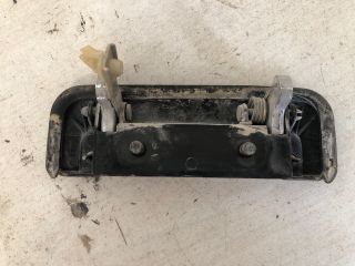 bontott MITSUBISHI L 200 Bal hátsó Külső Kilincs