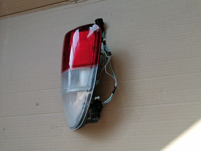 bontott MITSUBISHI L 200 Bal Hátsó Lámpa
