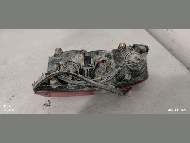 bontott MITSUBISHI L 200 Bal Hátsó Lámpa