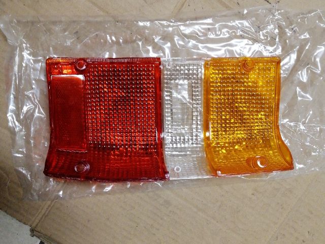 bontott MITSUBISHI L 200 Bal hátsó Lámpabúra