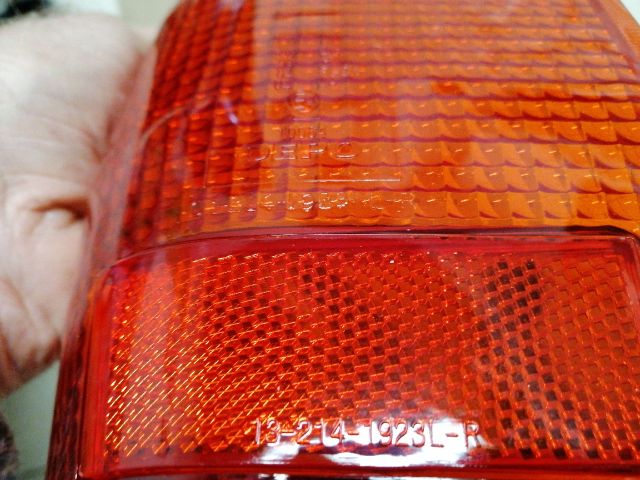 bontott MITSUBISHI L 200 Bal hátsó Lámpabúra