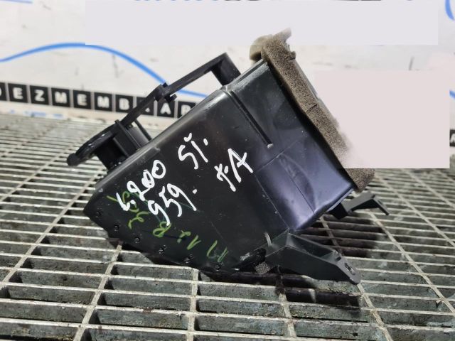 bontott MITSUBISHI L 200 Bal Szellőző