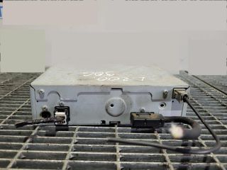 bontott MITSUBISHI L 200 CD / DVD Tár