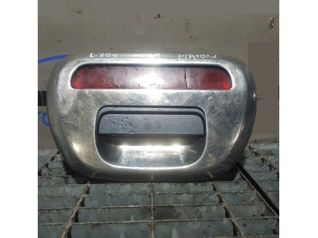 bontott MITSUBISHI L 200 Csomagtérajtó Kilincs