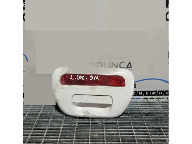 bontott MITSUBISHI L 200 Csomagtérajtó Kilincs