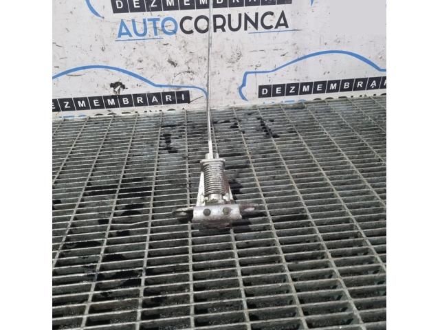 bontott MITSUBISHI L 200 Csomagtérajtó Zárszerkezet