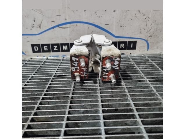 bontott MITSUBISHI L 200 Csomagtérajtó Zsanér