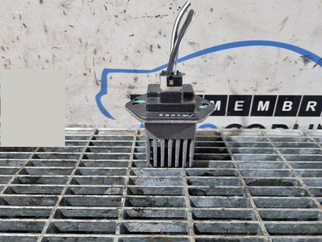 bontott MITSUBISHI L 200 Előtét Ellenállás Fűtőmotor