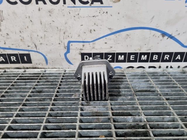 bontott MITSUBISHI L 200 Előtét Ellenállás Fűtőmotor