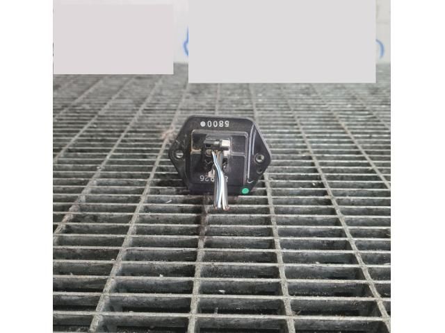 bontott MITSUBISHI L 200 Előtét Ellenállás Fűtőmotor